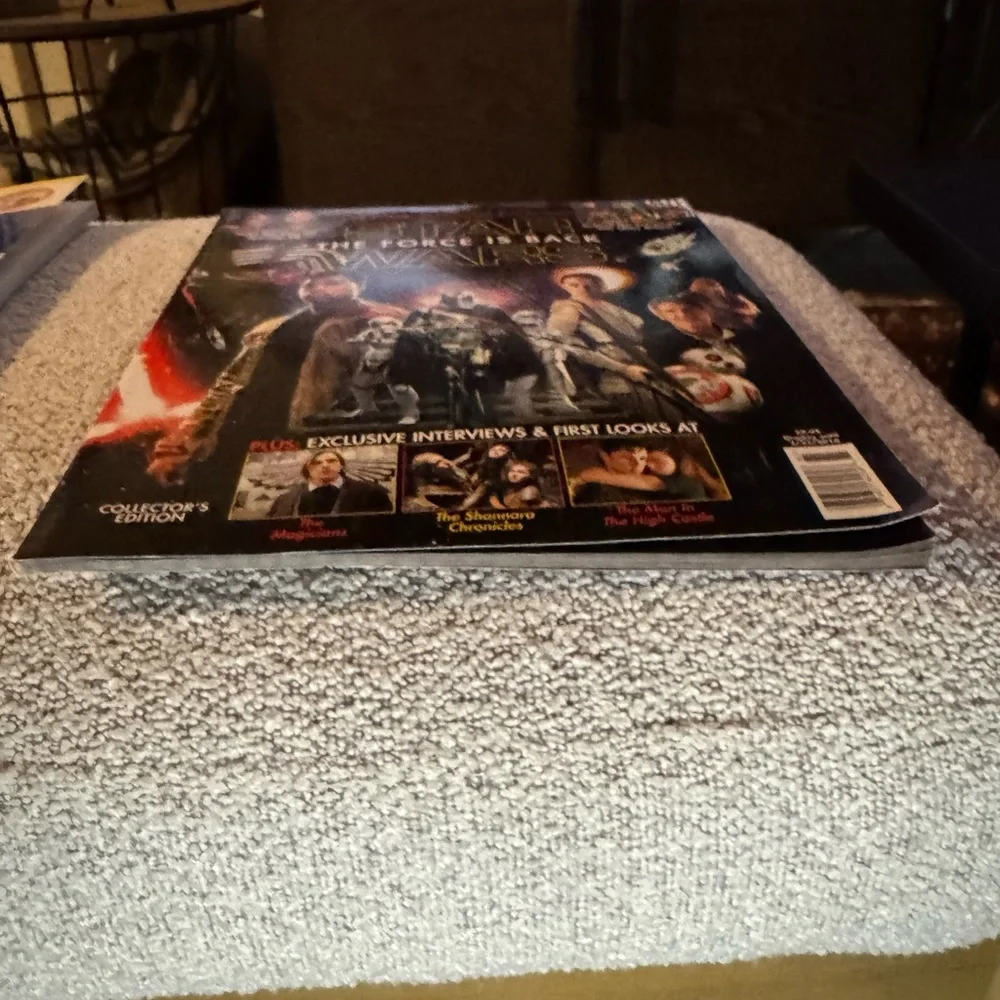 Entertainment Weekly Star Wars Collector
Edition- 2020 - Picture 3 of 5